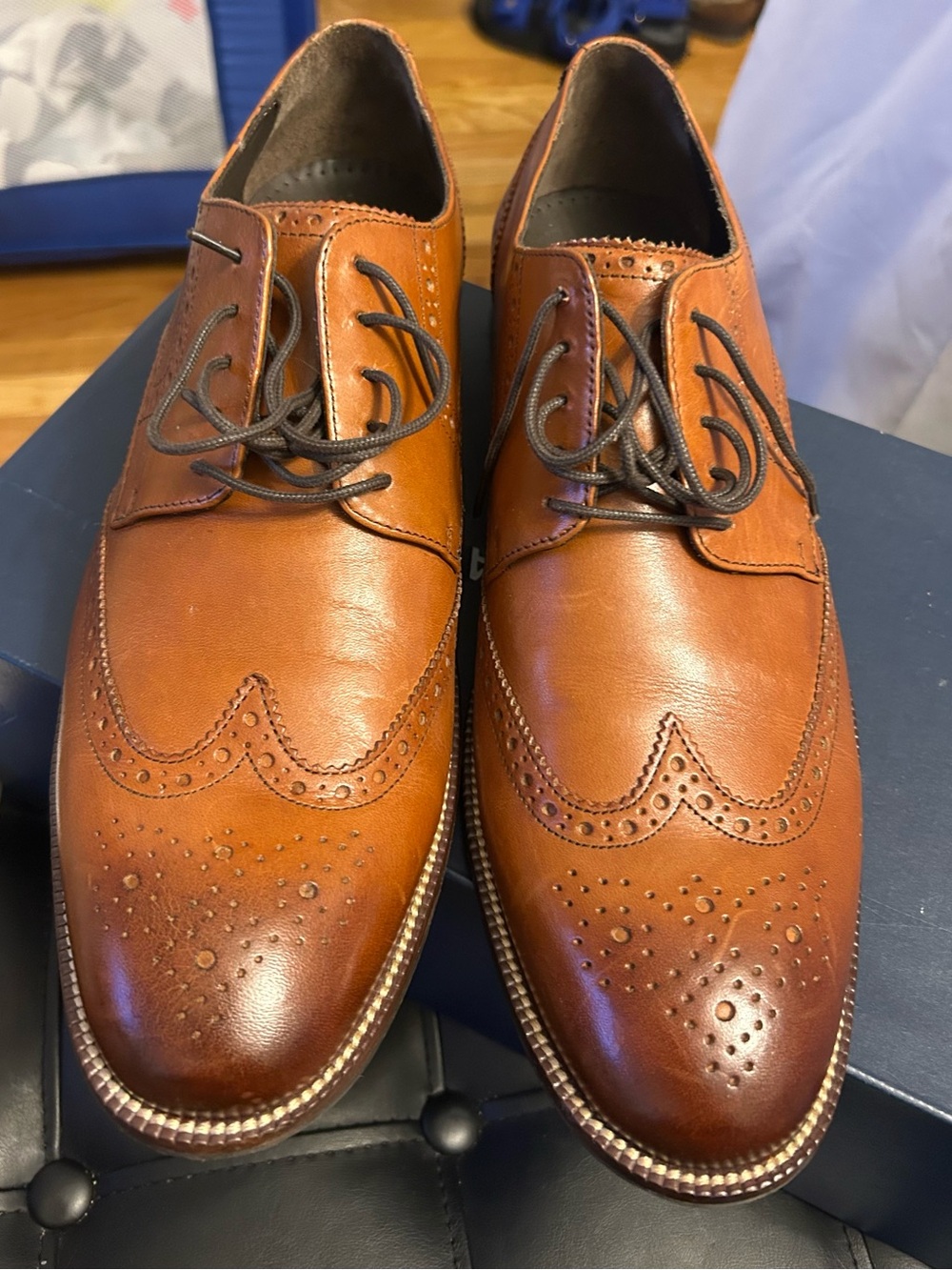 Men's Classic Wingtip Derby Shoes in Cognac